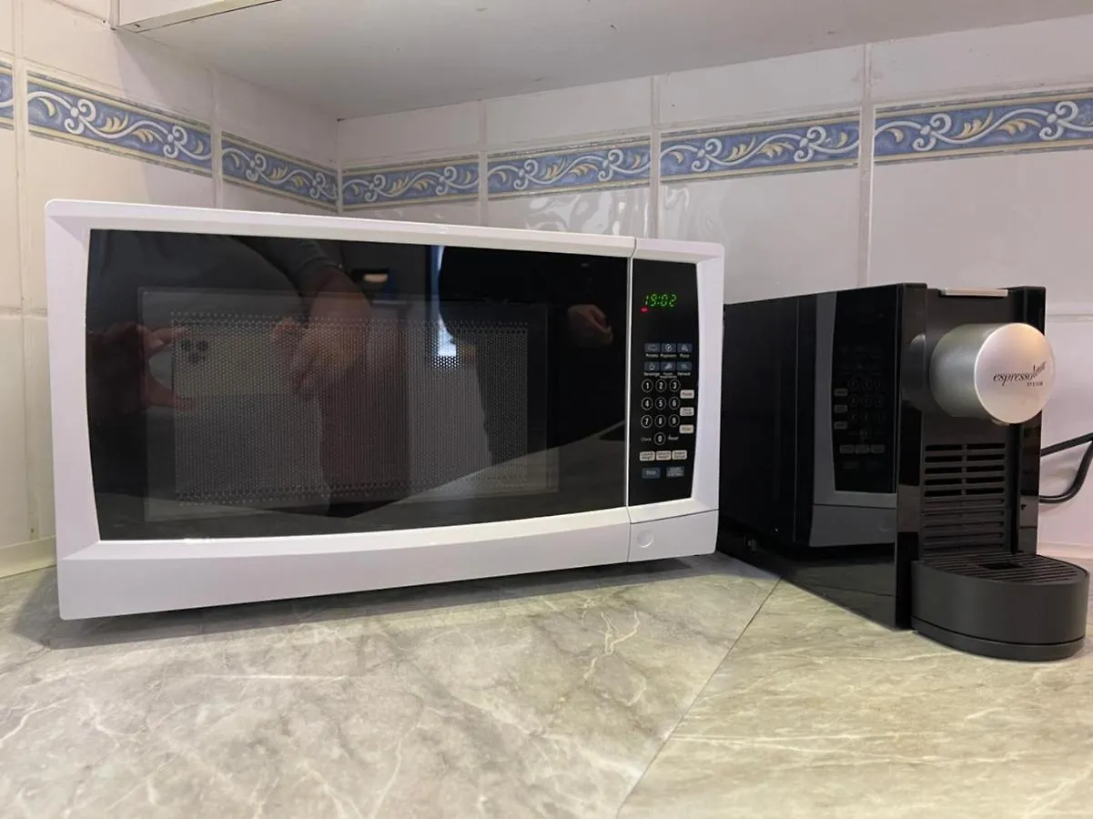 Lejlighed Cozy 3 Bedroom And Office Space In Center Of Kallangur