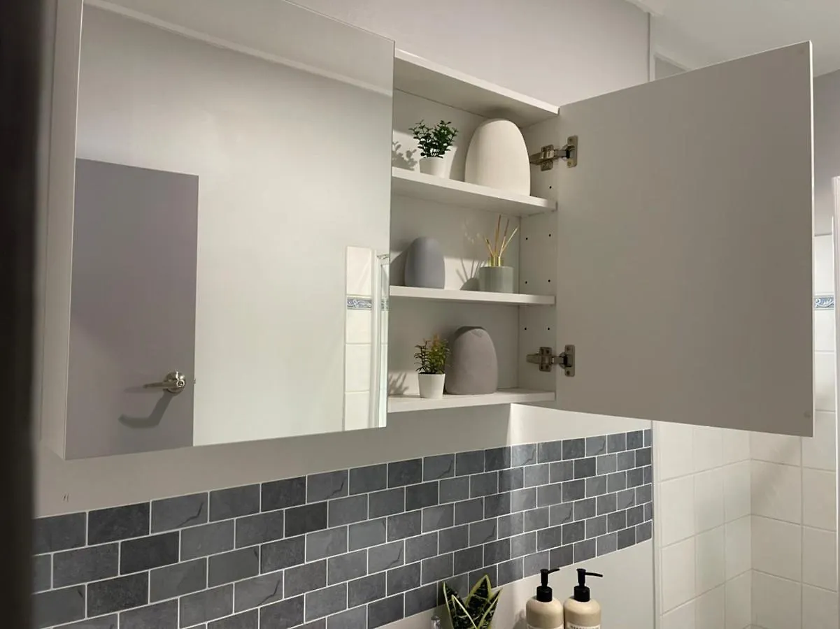 Cozy 3 Bedroom And Office Space In Center Of Kallangur Lejlighed
